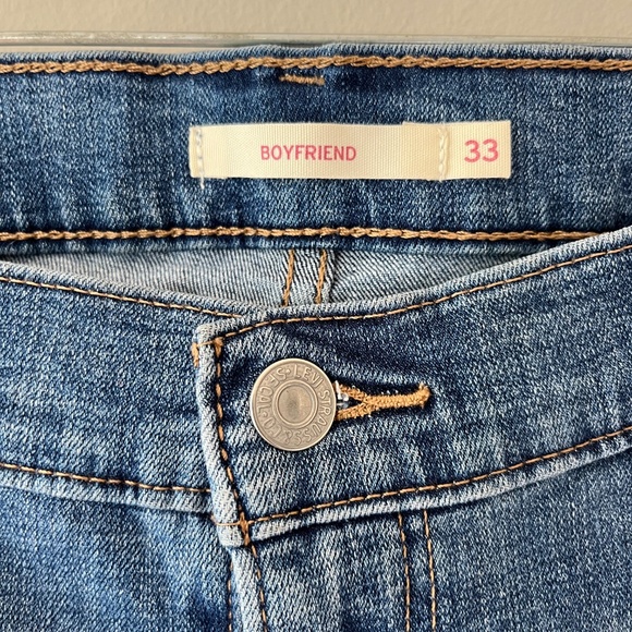 Levis Sz 33 Boyfriend Jeans Denim Pants Mid Rise Relaxed Fit Stretch Tapered Leg - Picture 4 of 9